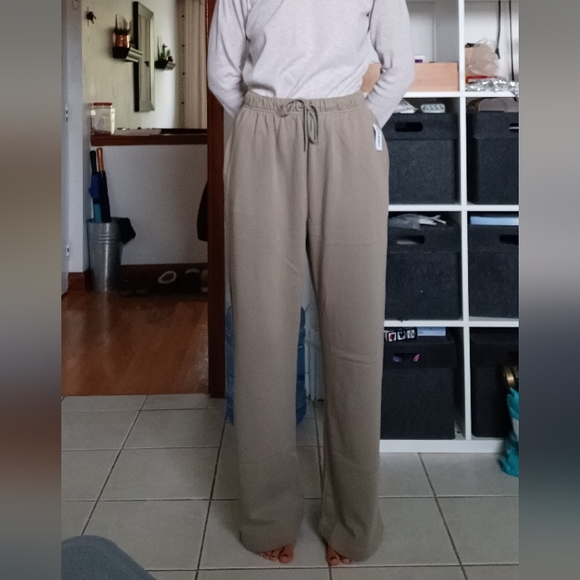 🆕️NWT Old Navy Extra High-Waisted Vintage Lounge Sweatpants in 'Birch Leaf', M - Picture 10 of 15